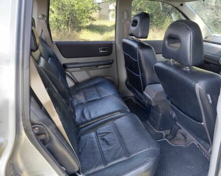 Сірий Ніссан ІксТрейл, об'ємом двигуна 2.2 л та пробігом 2 тис. км за 3399 $, фото 5 на Automoto.ua