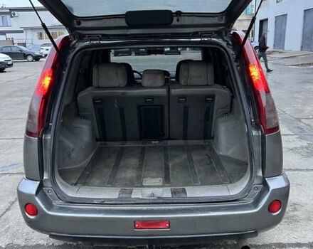 Серый Ниссан ИксТрейл, объемом двигателя 2 л и пробегом 303 тыс. км за 4699 $, фото 15 на Automoto.ua