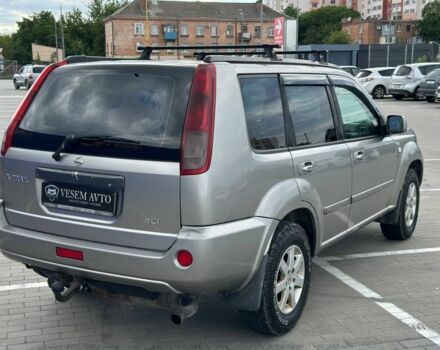 Серый Ниссан ИксТрейл, объемом двигателя 2.2 л и пробегом 230 тыс. км за 3899 $, фото 3 на Automoto.ua