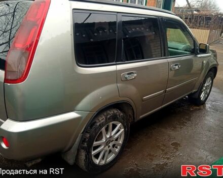 Сірий Ніссан ІксТрейл, об'ємом двигуна 2 л та пробігом 300 тис. км за 4500 $, фото 9 на Automoto.ua