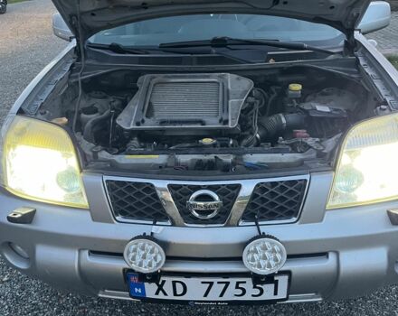 Ниссан ИксТрейл 2006 в Киеве на Automoto.ua Серый Ниссан ИксТрейл, объемом двигателя 2.2 л и пробегом 270 тыс. км за 3854 $, фото 4 на Automoto.ua