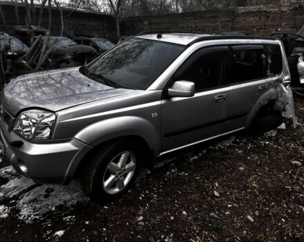 Серый Ниссан ИксТрейл, объемом двигателя 2 л и пробегом 240 тыс. км за 2500 $, фото 6 на Automoto.ua