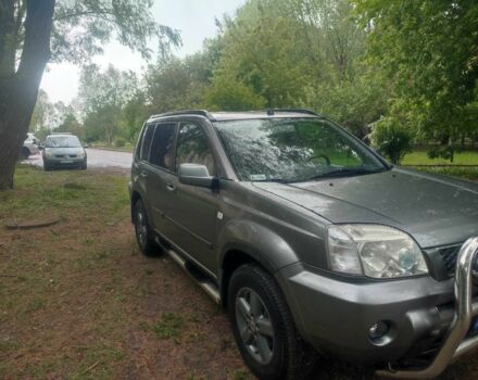 Серый Ниссан ИксТрейл, объемом двигателя 2.2 л и пробегом 3 тыс. км за 4800 $, фото 8 на Automoto.ua