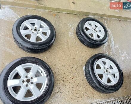 Серый Ниссан ИксТрейл, объемом двигателя 2.5 л и пробегом 360 тыс. км за 6417 $, фото 1 на Automoto.ua