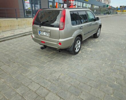 Серый Ниссан ИксТрейл, объемом двигателя 2.2 л и пробегом 320 тыс. км за 3550 $, фото 4 на Automoto.ua