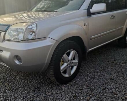 Сірий Ніссан ІксТрейл, об'ємом двигуна 2.18 л та пробігом 208 тис. км за 7200 $, фото 8 на Automoto.ua