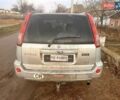 Сірий Ніссан ІксТрейл, об'ємом двигуна 2.2 л та пробігом 220 тис. км за 2200 $, фото 5 на Automoto.ua