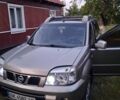 Серый Ниссан ИксТрейл, объемом двигателя 2.5 л и пробегом 437 тыс. км за 6200 $, фото 2 на Automoto.ua