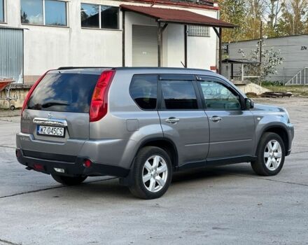 Серый Ниссан ИксТрейл, объемом двигателя 2 л и пробегом 210 тыс. км за 3450 $, фото 4 на Automoto.ua