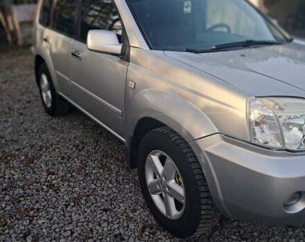 Сірий Ніссан ІксТрейл, об'ємом двигуна 2.18 л та пробігом 208 тис. км за 7200 $, фото 3 на Automoto.ua