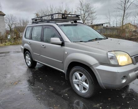 Серый Ниссан ИксТрейл, объемом двигателя 2.2 л и пробегом 485 тыс. км за 3500 $, фото 1 на Automoto.ua