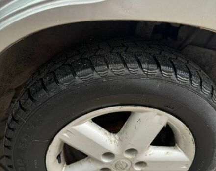 Серый Ниссан ИксТрейл, объемом двигателя 2.2 л и пробегом 191 тыс. км за 4600 $, фото 11 на Automoto.ua