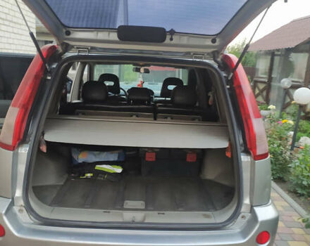 Сірий Ніссан ІксТрейл, об'ємом двигуна 2.49 л та пробігом 250 тис. км за 7500 $, фото 7 на Automoto.ua