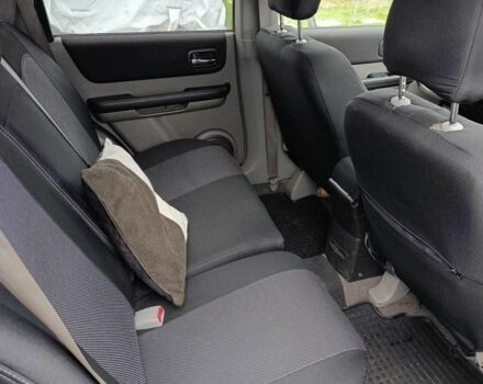 Сірий Ніссан ІксТрейл, об'ємом двигуна 2.5 л та пробігом 211 тис. км за 7500 $, фото 10 на Automoto.ua