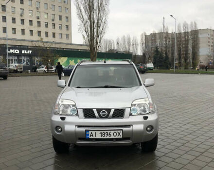 Серый Ниссан ИксТрейл, объемом двигателя 2 л и пробегом 192 тыс. км за 6600 $, фото 1 на Automoto.ua