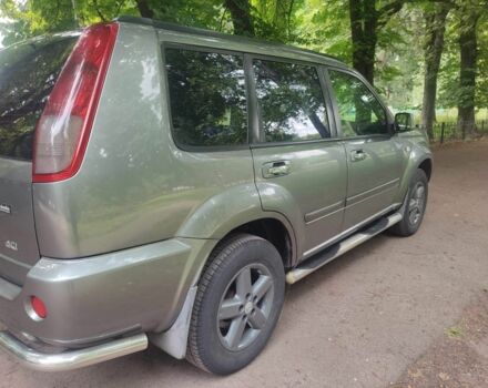 Серый Ниссан ИксТрейл, объемом двигателя 2.2 л и пробегом 300 тыс. км за 4900 $, фото 7 на Automoto.ua