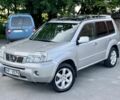 Сірий Ніссан ІксТрейл, об'ємом двигуна 2.2 л та пробігом 260 тис. км за 4900 $, фото 3 на Automoto.ua