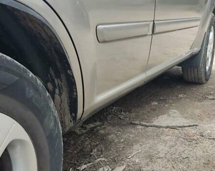 Серый Ниссан ИксТрейл, объемом двигателя 2 л и пробегом 350 тыс. км за 7200 $, фото 14 на Automoto.ua