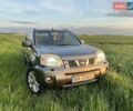 Серый Ниссан ИксТрейл, объемом двигателя 2.5 л и пробегом 360 тыс. км за 6417 $, фото 3 на Automoto.ua