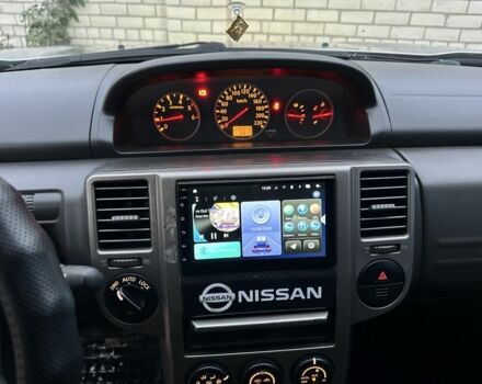 Сірий Ніссан ІксТрейл, об'ємом двигуна 2.2 л та пробігом 258 тис. км за 3800 $, фото 9 на Automoto.ua