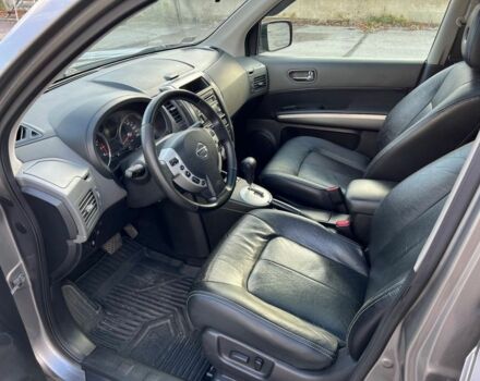 Серый Ниссан ИксТрейл, объемом двигателя 2 л и пробегом 210 тыс. км за 3450 $, фото 7 на Automoto.ua