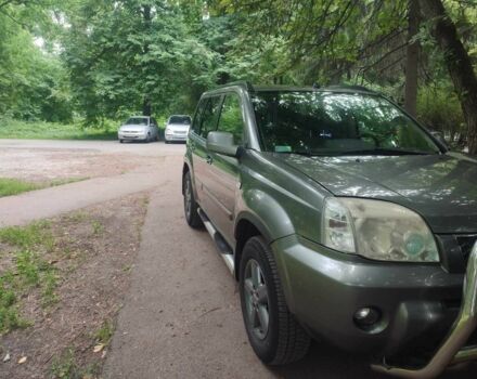 Серый Ниссан ИксТрейл, объемом двигателя 2.2 л и пробегом 300 тыс. км за 4900 $, фото 10 на Automoto.ua