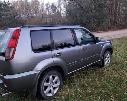 Серый Ниссан ИксТрейл, объемом двигателя 0 л и пробегом 307 тыс. км за 4000 $, фото 1 на Automoto.ua