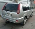 Серый Ниссан ИксТрейл, объемом двигателя 2 л и пробегом 320 тыс. км за 6300 $, фото 1 на Automoto.ua
