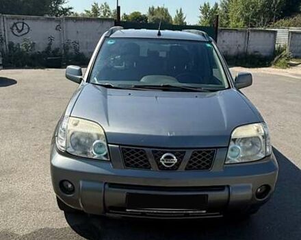 Сірий Ніссан ІксТрейл, об'ємом двигуна 2.2 л та пробігом 352 тис. км за 3700 $, фото 9 на Automoto.ua