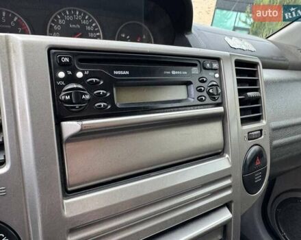 Серый Ниссан ИксТрейл, объемом двигателя 2 л и пробегом 209 тыс. км за 6800 $, фото 27 на Automoto.ua