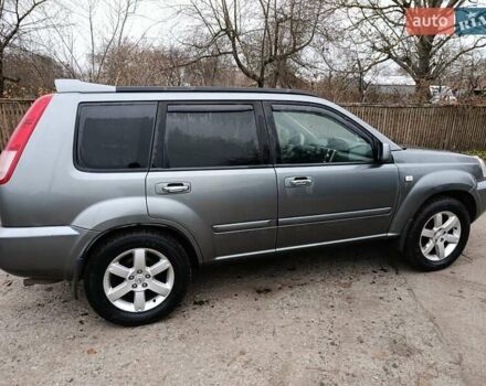 Сірий Ніссан ІксТрейл, об'ємом двигуна 2.49 л та пробігом 211 тис. км за 7500 $, фото 3 на Automoto.ua