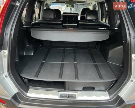 Серый Ниссан ИксТрейл, объемом двигателя 2.5 л и пробегом 155 тыс. км за 8750 $, фото 51 на Automoto.ua