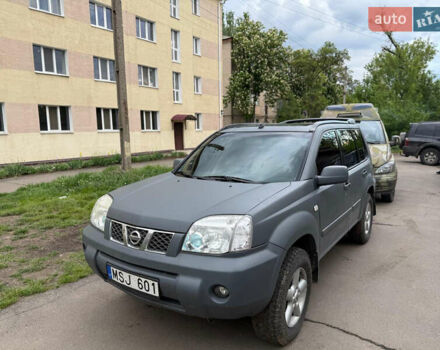 Серый Ниссан ИксТрейл, объемом двигателя 0 л и пробегом 360 тыс. км за 4700 $, фото 3 на Automoto.ua