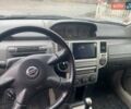 Серый Ниссан ИксТрейл, объемом двигателя 2 л и пробегом 301 тыс. км за 7400 $, фото 9 на Automoto.ua