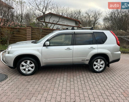 Серый Ниссан ИксТрейл, объемом двигателя 2.5 л и пробегом 155 тыс. км за 8750 $, фото 1 на Automoto.ua