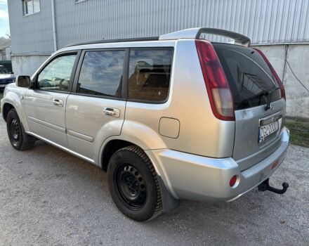 Сірий Ніссан ІксТрейл, об'ємом двигуна 2.2 л та пробігом 2 тис. км за 5000 $, фото 3 на Automoto.ua