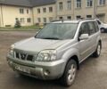 Серый Ниссан ИксТрейл, объемом двигателя 2 л и пробегом 400 тыс. км за 6999 $, фото 1 на Automoto.ua