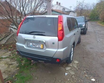 Сірий Ніссан ІксТрейл, об'ємом двигуна 2 л та пробігом 258 тис. км за 5400 $, фото 1 на Automoto.ua