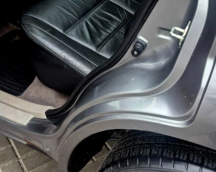 Серый Ниссан ИксТрейл, объемом двигателя 2 л и пробегом 160 тыс. км за 3550 $, фото 16 на Automoto.ua