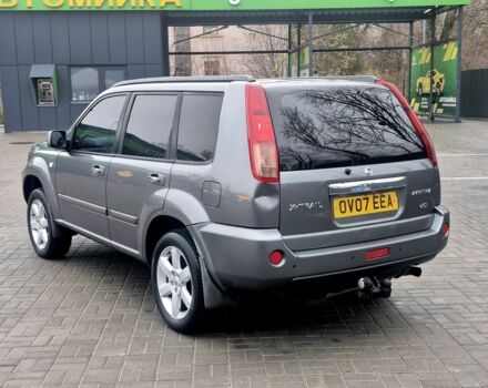 Серый Ниссан ИксТрейл, объемом двигателя 2 л и пробегом 160 тыс. км за 3550 $, фото 6 на Automoto.ua