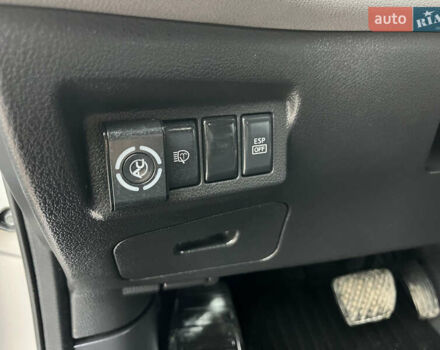 Серый Ниссан ИксТрейл, объемом двигателя 2.49 л и пробегом 155 тыс. км за 8499 $, фото 24 на Automoto.ua