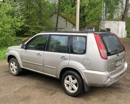 Серый Ниссан ИксТрейл, объемом двигателя 2 л и пробегом 400 тыс. км за 6999 $, фото 2 на Automoto.ua