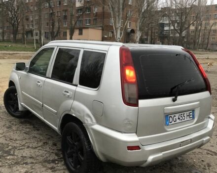 Сірий Ніссан ІксТрейл, об'ємом двигуна 2.2 л та пробігом 270 тис. км за 3500 $, фото 4 на Automoto.ua