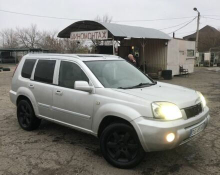 Сірий Ніссан ІксТрейл, об'ємом двигуна 2.2 л та пробігом 270 тис. км за 3500 $, фото 3 на Automoto.ua