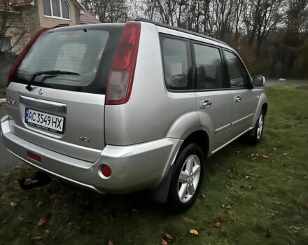 Серый Ниссан ИксТрейл, объемом двигателя 2.2 л и пробегом 267 тыс. км за 4400 $, фото 5 на Automoto.ua