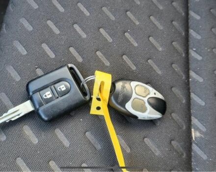 Серый Ниссан ИксТрейл, объемом двигателя 2.2 л и пробегом 214 тыс. км за 3990 $, фото 5 на Automoto.ua