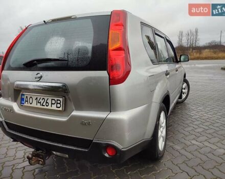 Серый Ниссан ИксТрейл, объемом двигателя 2 л и пробегом 230 тыс. км за 7900 $, фото 7 на Automoto.ua