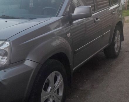 Серый Ниссан ИксТрейл, объемом двигателя 2.2 л и пробегом 320 тыс. км за 7800 $, фото 1 на Automoto.ua