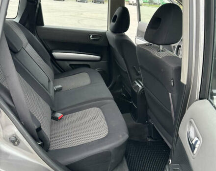 Серый Ниссан ИксТрейл, объемом двигателя 2 л и пробегом 247 тыс. км за 8800 $, фото 13 на Automoto.ua