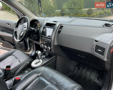 Серый Ниссан ИксТрейл, объемом двигателя 2.49 л и пробегом 155 тыс. км за 8499 $, фото 38 на Automoto.ua